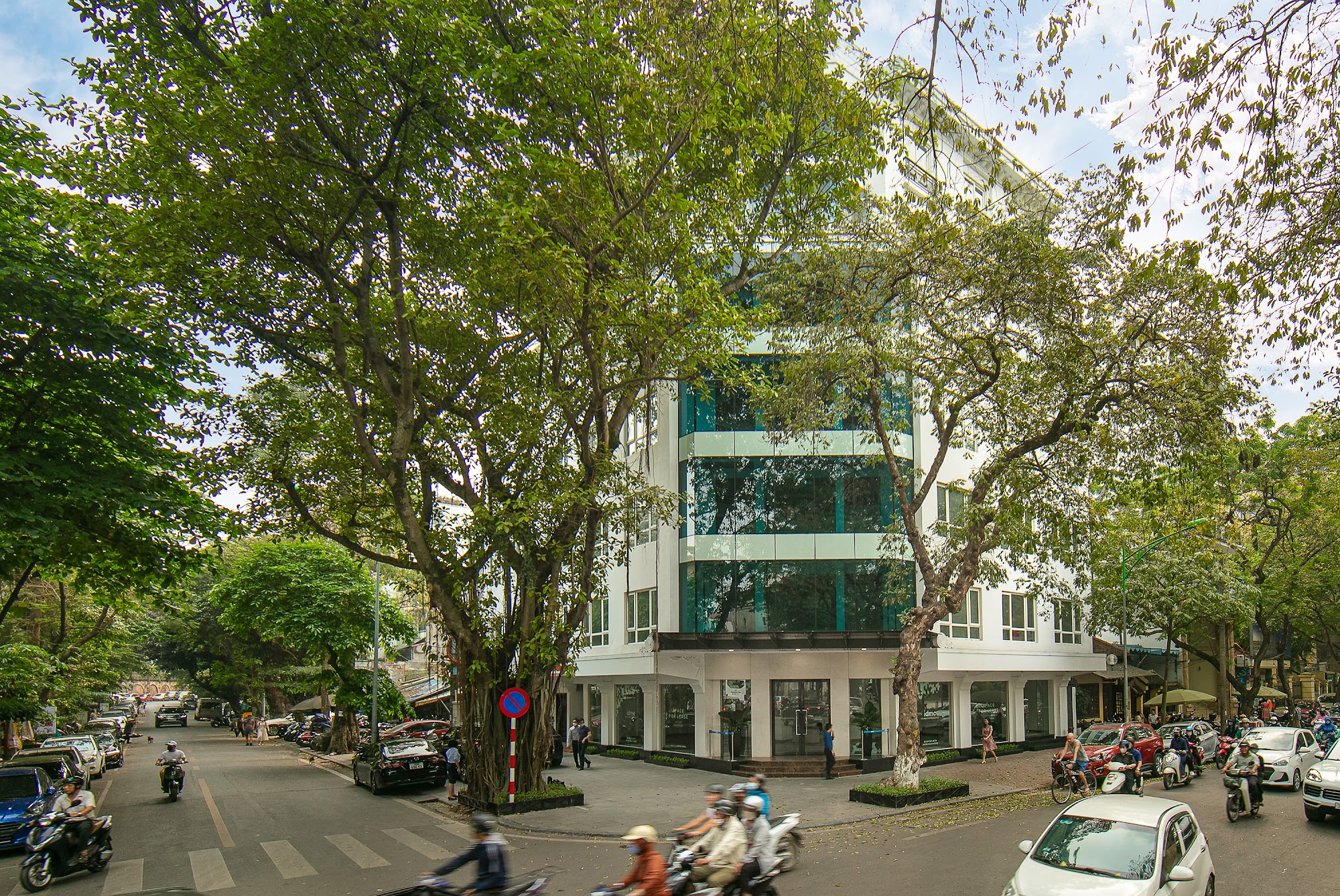 IDMC HOÀN KIẾM CHO THUÊ VĂN PHÒNG